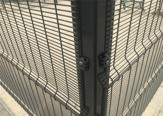 Green Color 358 Anti Climb Fence Prison Mesh For Garden Fence